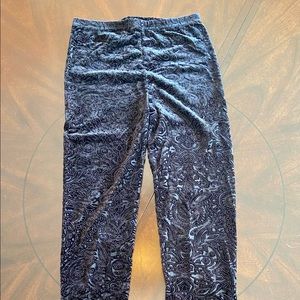 Velvet Sheer Paisley Patterned Leggings / Tights